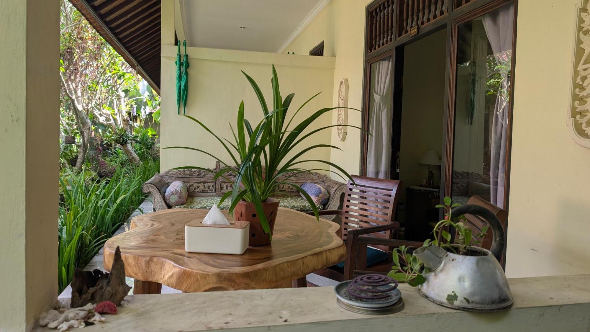 Krisda Ubud Guest House Buitenkant foto