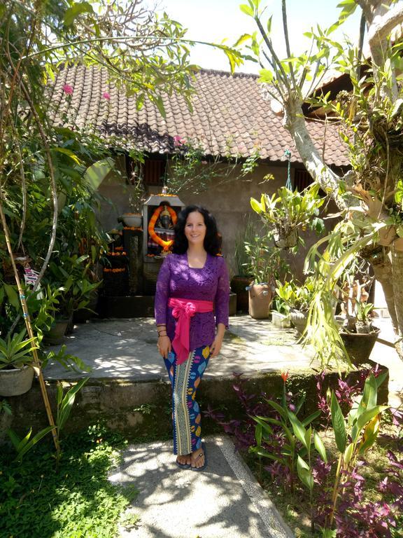 Krisda Ubud Guest House Buitenkant foto